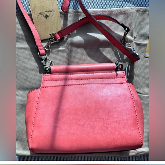 NWT Women’s PATRICIA NASH Noelle Top Handle Bag Petals Coral crossbody $200 - Picture 7 of 8
